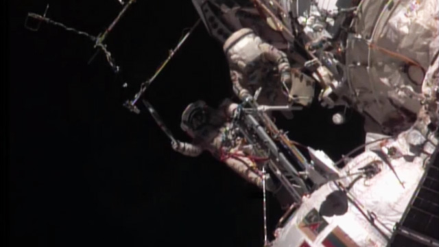 Antorcha Sochi 2014 ISS La antorcha olímpica da su primera caminata espacial