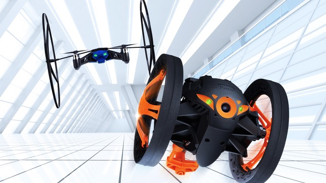 Parrot Mini Drone y Jumping Sumo 02 MiniDrone y Jumping Sumo: los nuevos juguetes de Parrot