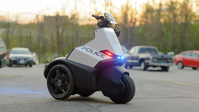 SE 3 Patroller Segway presenta su nuevo vehículo de tres ruedas