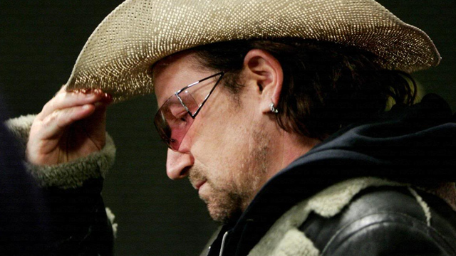 Bono Bono se disculpa por la descarga automática en iTunes del disco de U2