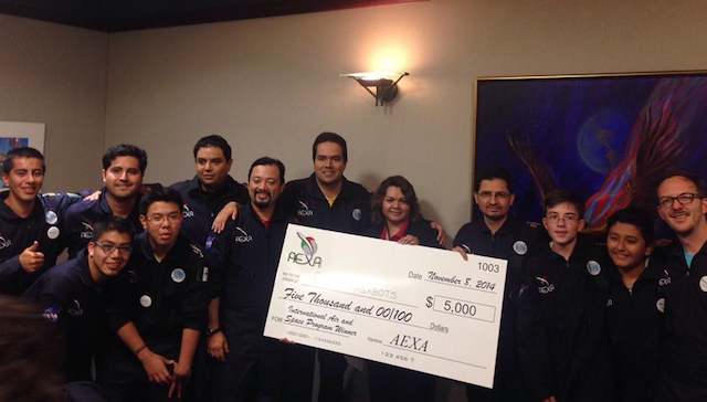 Niños mexicanos ganan competencia de la NASA