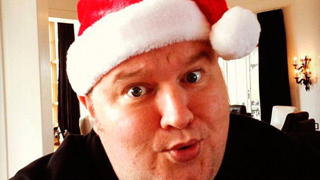 kimdotcom santa ¿Kim Dotcom salvó la Navidad para los usuarios de PSN y Xbox Live?