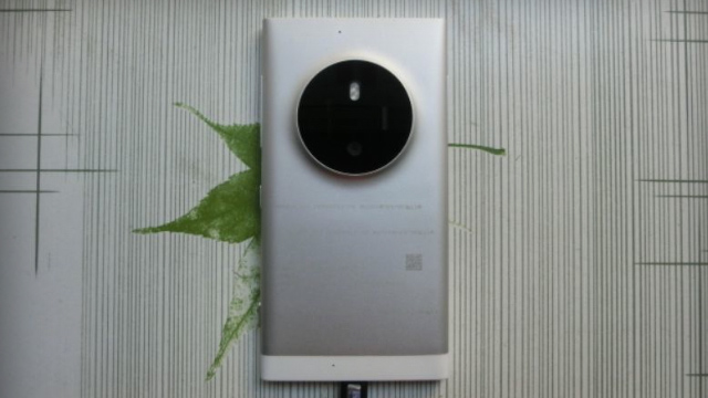 nokia3d Se filtran imágenes de un nuevo Lumia enfocado a la fotografía