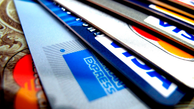 Tarjetas de crédito ¿Qué tanto le hacemos los mexicanos a la banca en línea?