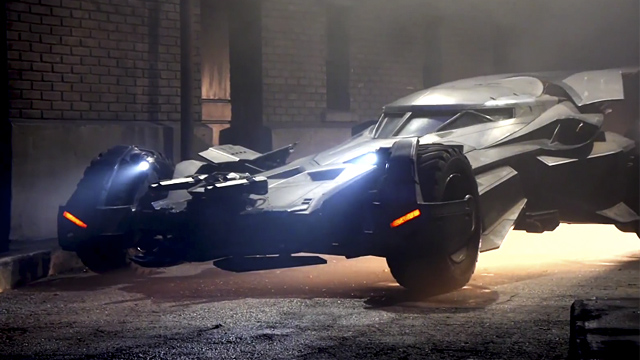 Batimovil ¡Spoiler alert! El Batimóvil aparece en el set de Suicide Squad