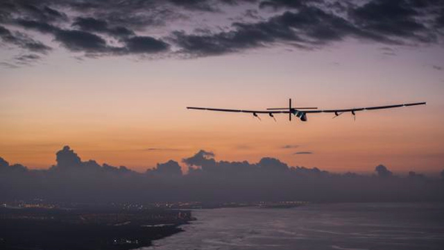 solar impulse7 El primer avión solar llegó a Mountain View