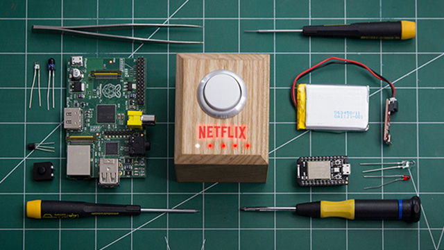 The Switch: El botón de Netflix para encender la luz, pedir comida o silenciar tu teléfono