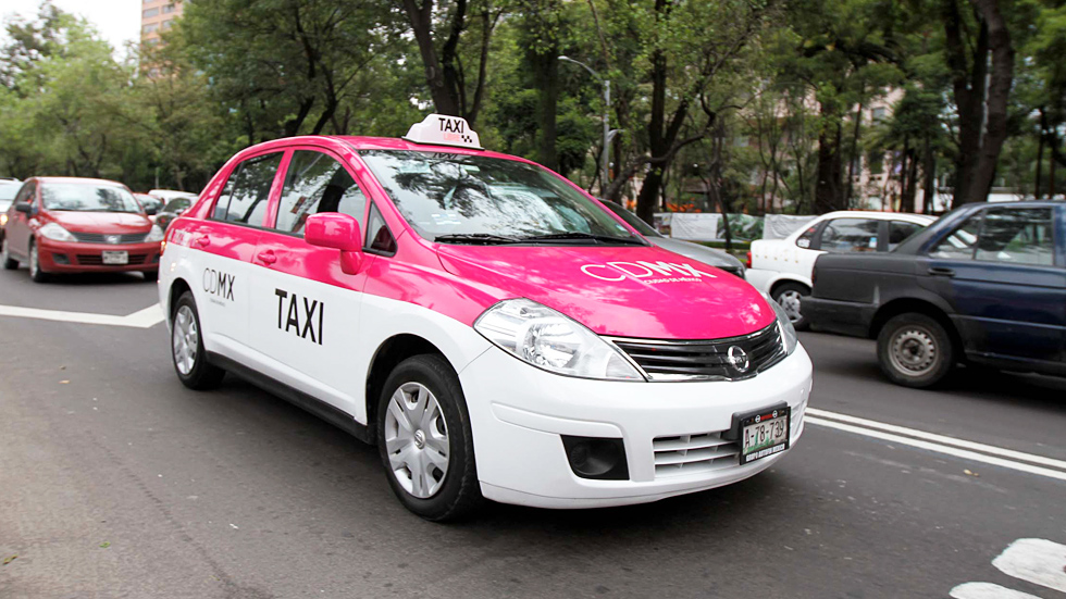 Taxi El gobierno del DF lanzará una app como la de Uber para los taxistas