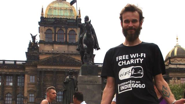 charity Un proyecto de crowdfunding quiere que los vagabundos se conviertan en puntos de acceso Wi-Fi