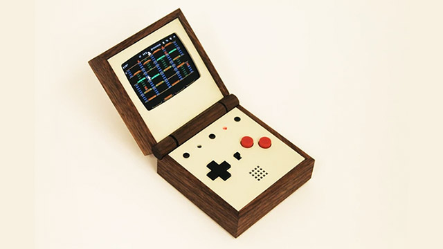 Pixel Vision: La consola portátil hecha a mano que querrás llevar a todos lados