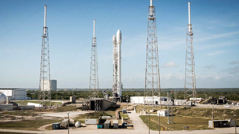 Space X Falcon 9 SpaceX intentará nuevamente aterrizar su cohete Falcon 9