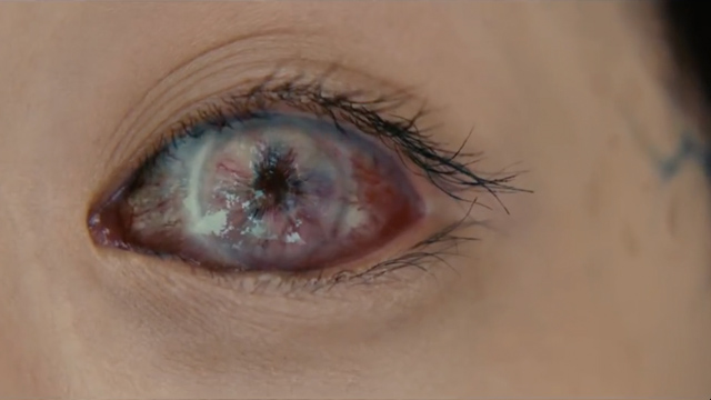 ojo zombie Zombies japoneses en el tráiler de la película live action del manga I Am a Hero