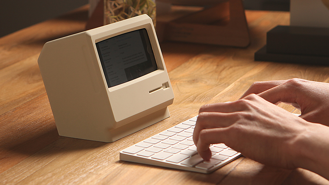 mac Haz que tu iPhone se vea como una Mac de 1984 con este accesorio