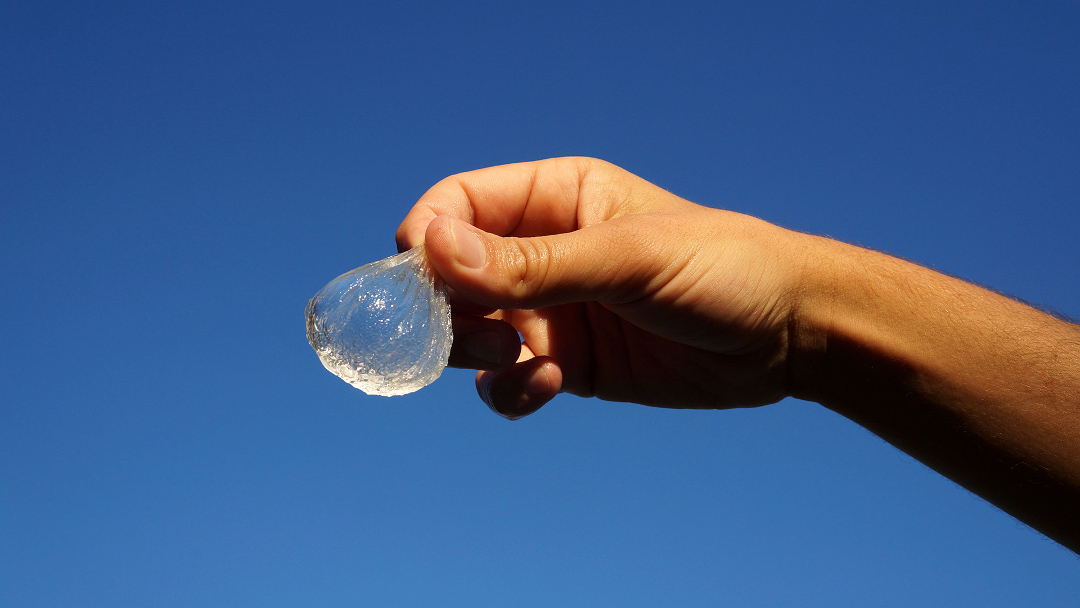 Estas pequeñas burbujas podrían ser las botellas de agua del futuro 22 ooho water Estas pequeñas burbujas podrían ser las botellas de agua del futuro