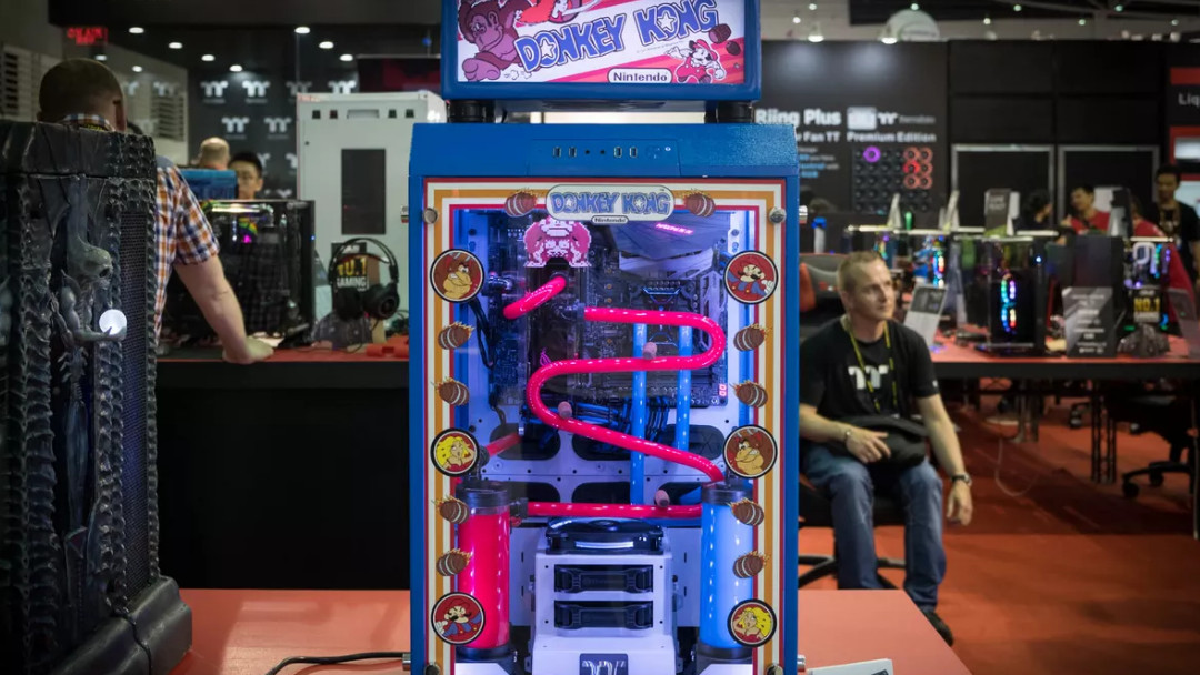 dk gabinete Este es el gabinete inspirado en Donkey Kong que todos quieren tener en su PC