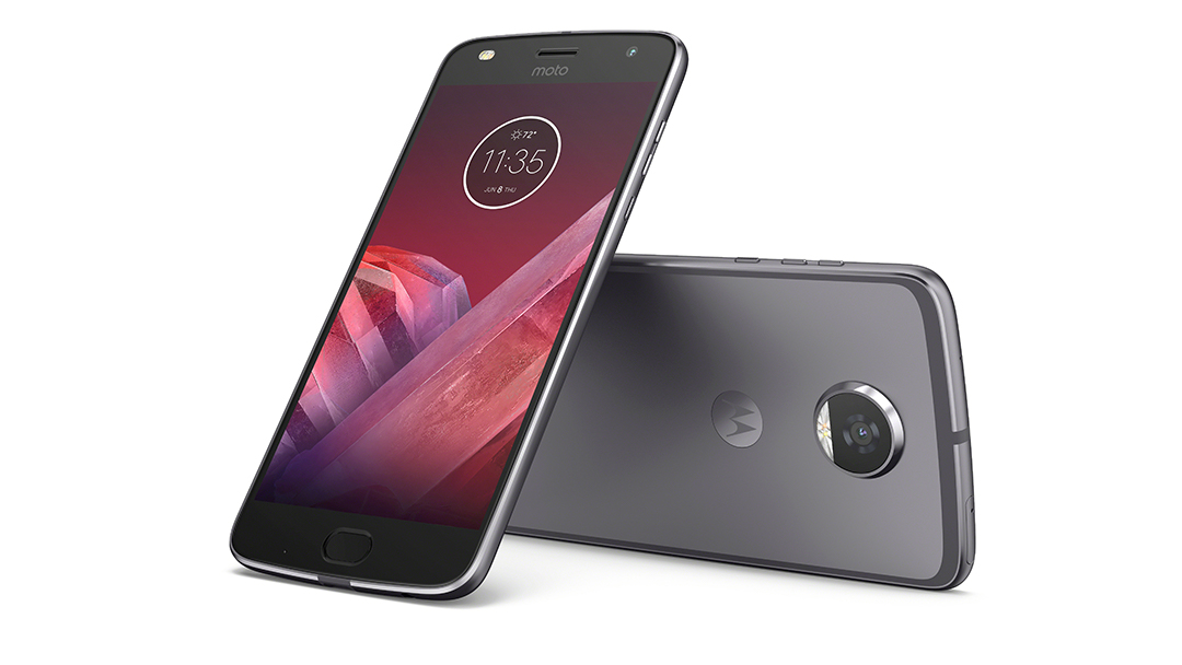 El nuevo Moto Z2 Play es más ligero y tiene un módulo que lo vuelve una consola portátil
