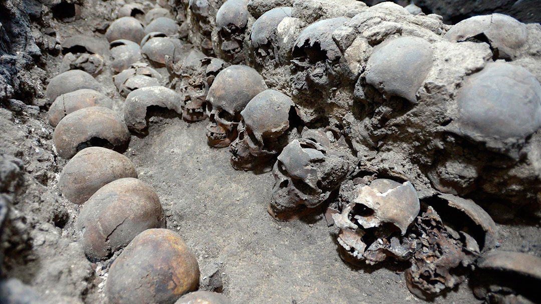 Los arqueólogos han encontrado más de 650 cráneos calcinados