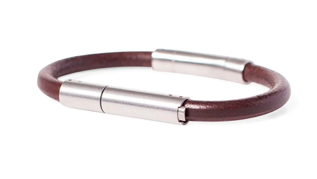 pulsera 1 Esta pulsera inteligente puede salvarte de un asalto gracias a su mal olor