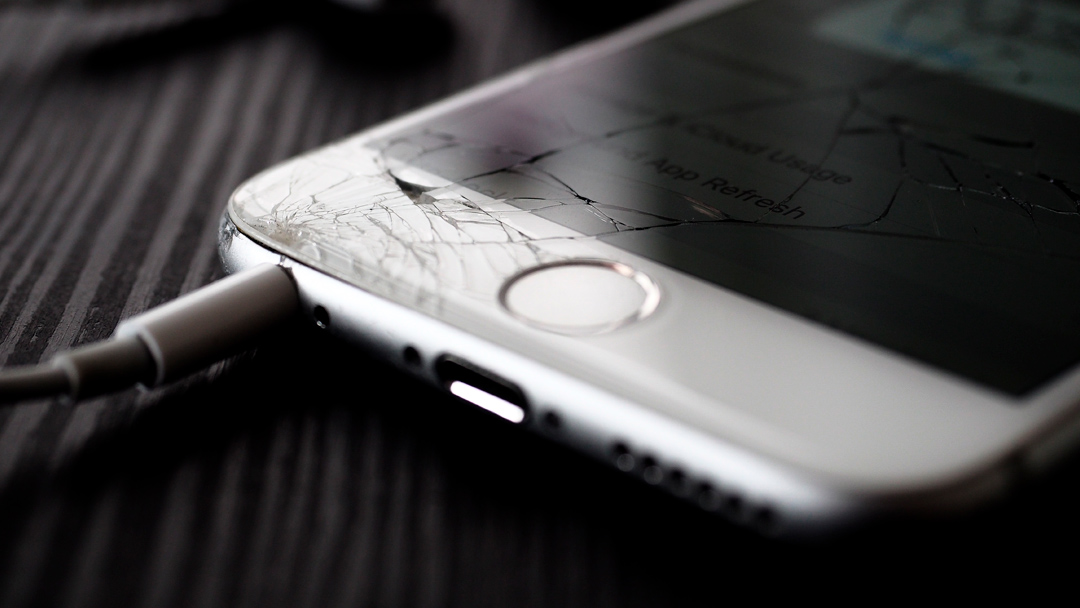 iphone roto Una falla permite que un mensaje de texto pueda bloquear tu iPhone