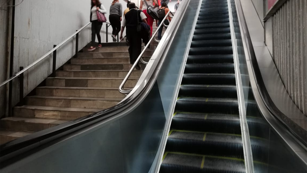 Casi la mitad de las escaleras eléctricas del Metro de la CDMX deberían cambiarse 22 La nueva escalera del metro Balderas