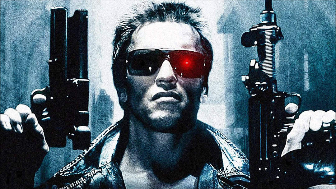 Arnold Schwarzenegger publica foto entrenando al nuevo Terminator
