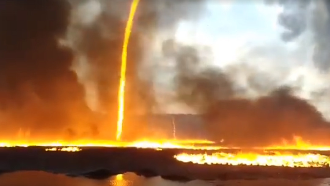 ¿Por qué se generan los tornados de fuego? 19 tornado de fuego