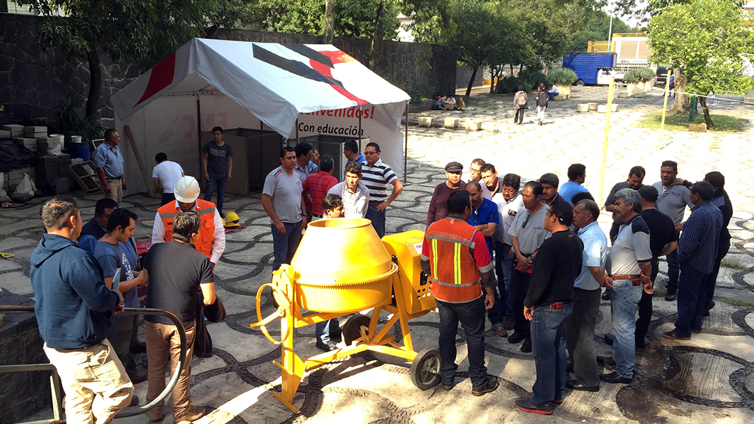 Albañiles curso UNAM
