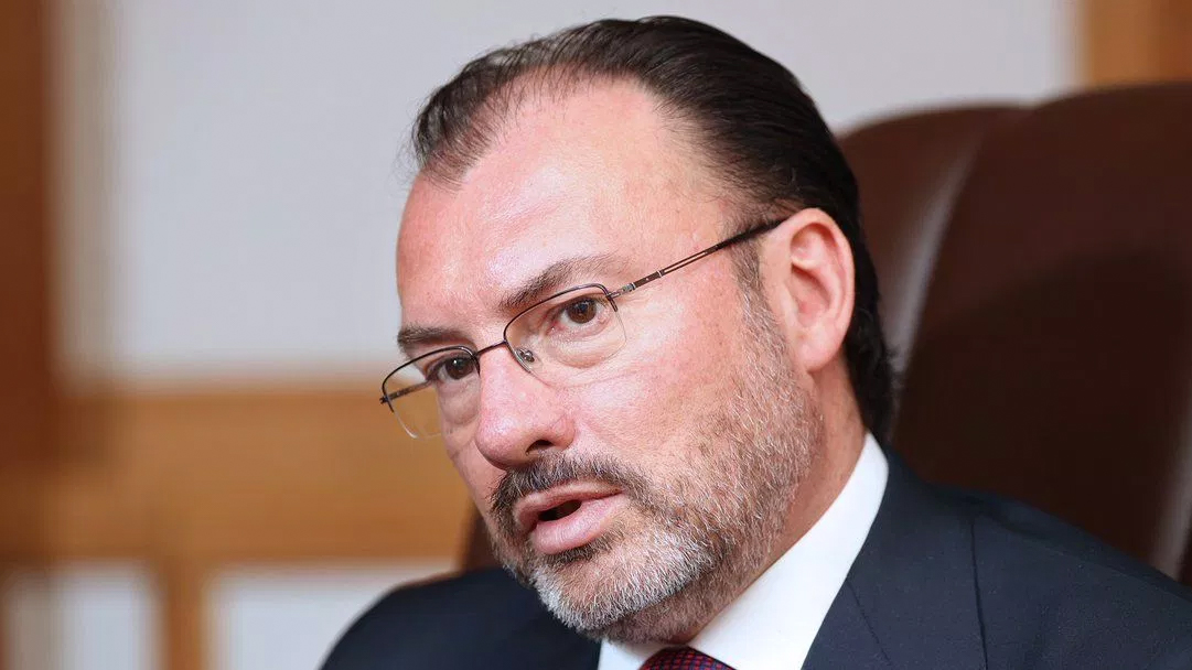 El ex canciller Luis Videgaray en su oficina