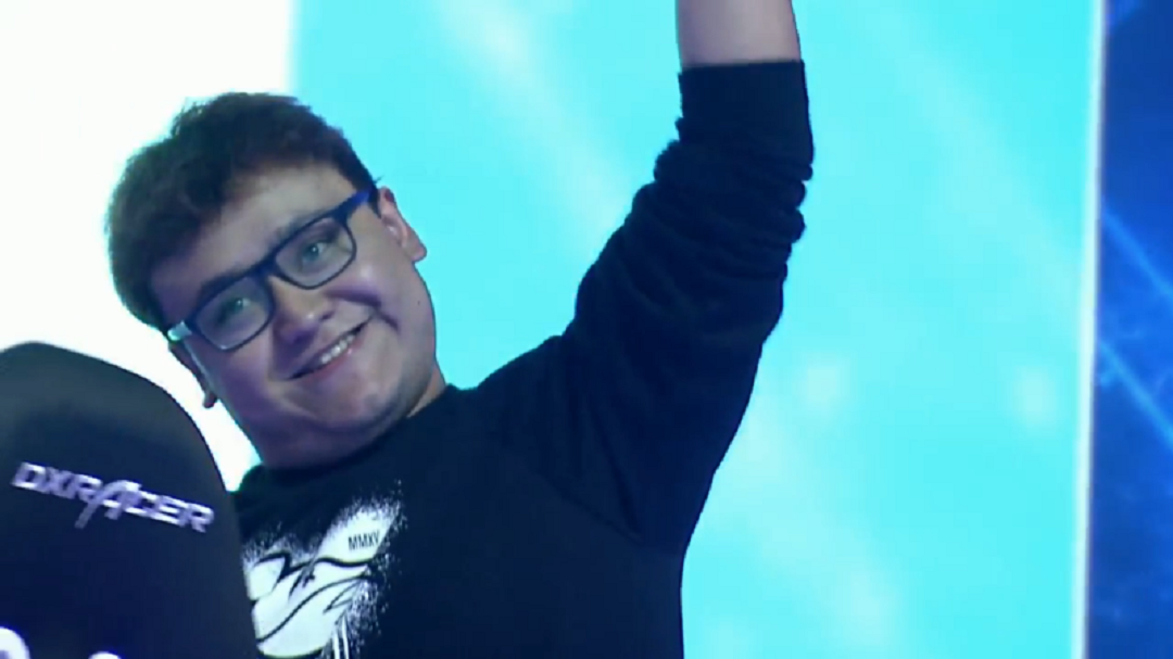 MKLeo es el primer mexicano en ganar el EVO