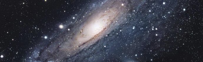 03/10/19, Andrómeda, Vía Láctea, Galaxia, Devorar