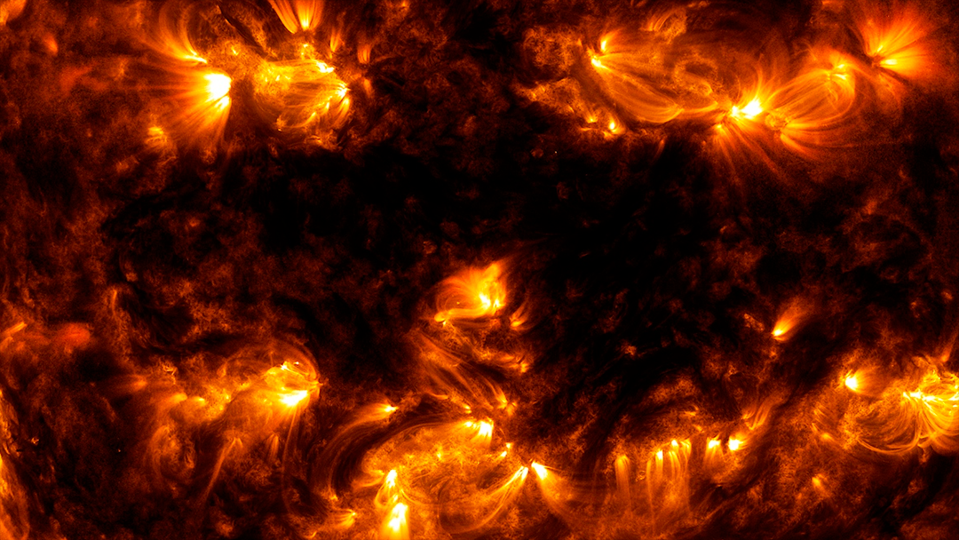 sol halloween2 La NASA se prepara para Halloween con esta terrorífica foto del sol