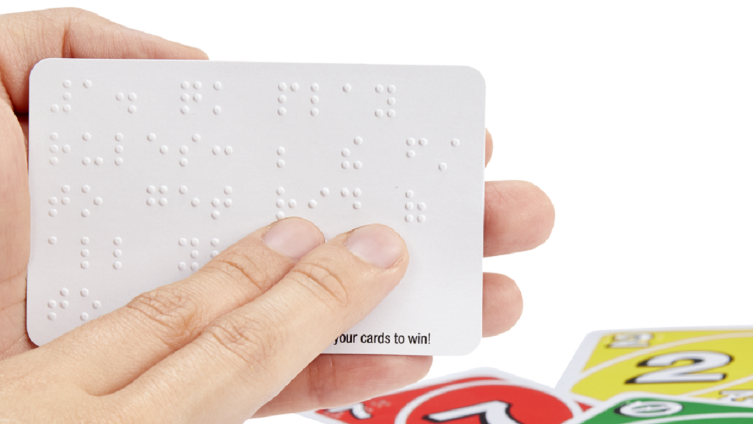 Versión juego de UNO braille
