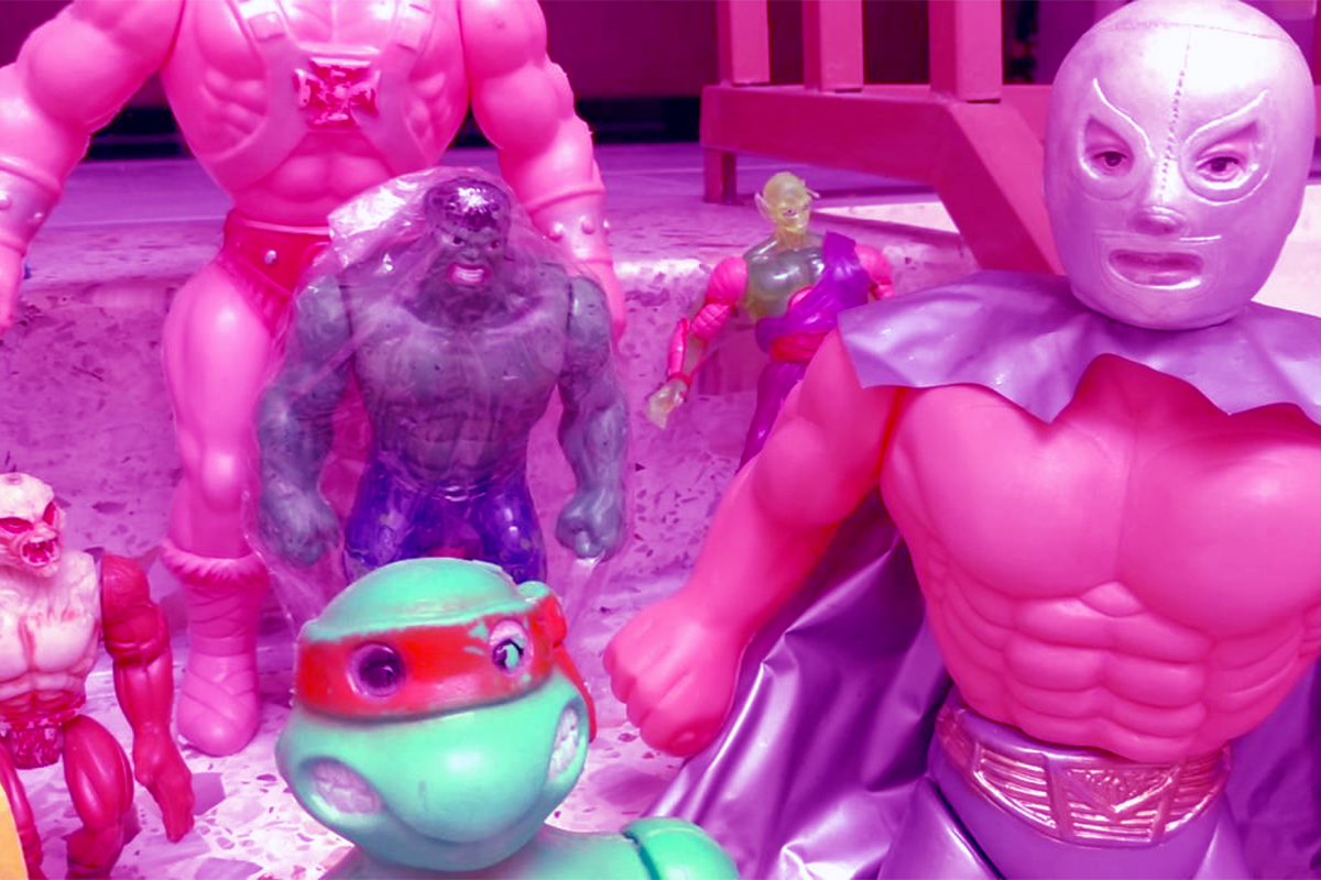 Diferentes muñecos mexicanos piratas