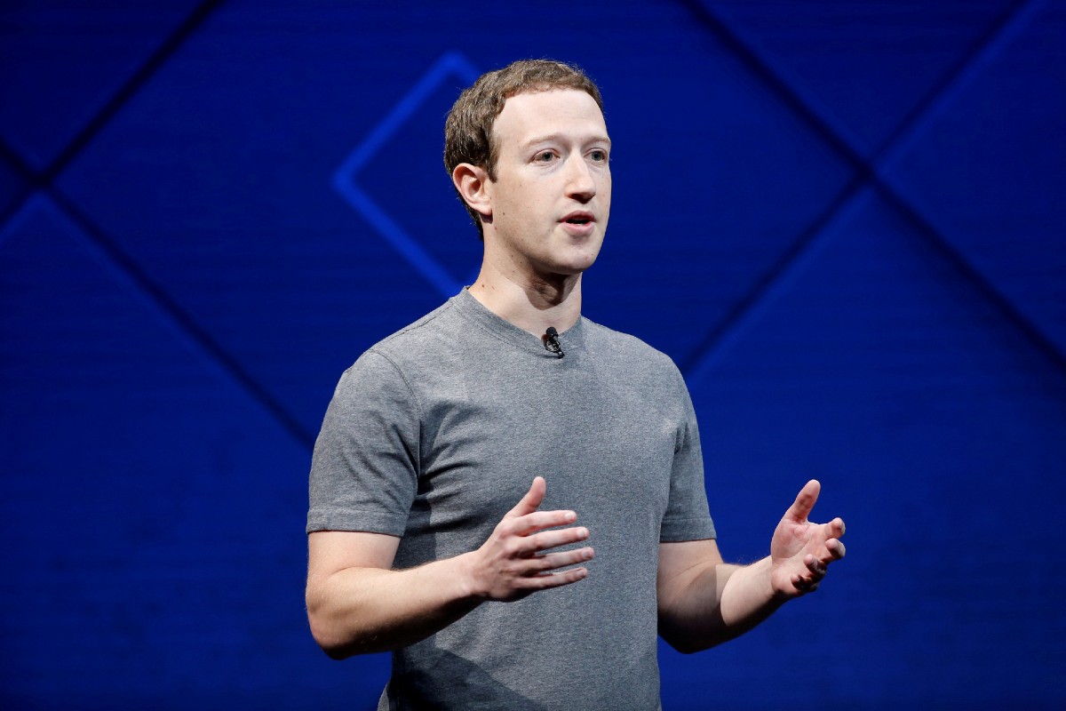 Mark Zuckerberg Mark Zuckerberg dice que revisará las políticas de Facebook luego de las publicaciones de Trump