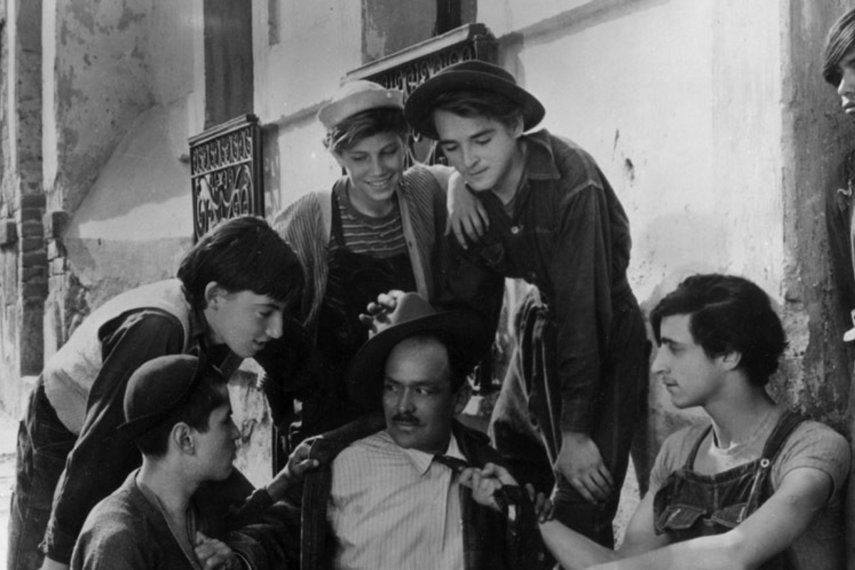 Filmoteca UNAM transmite gratis Los Olvidados de Luis Buñuel