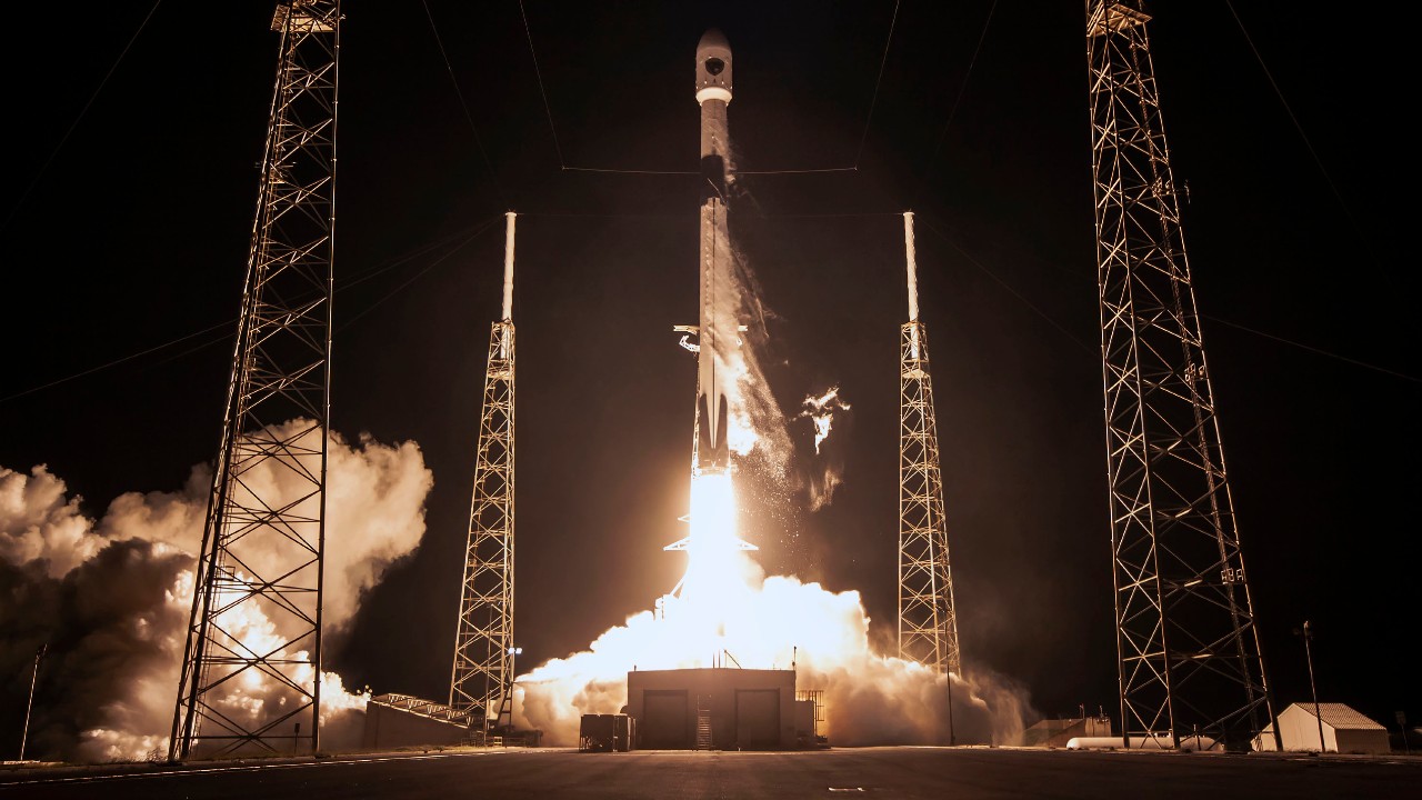 SpaceX pone en órbita el GPS III