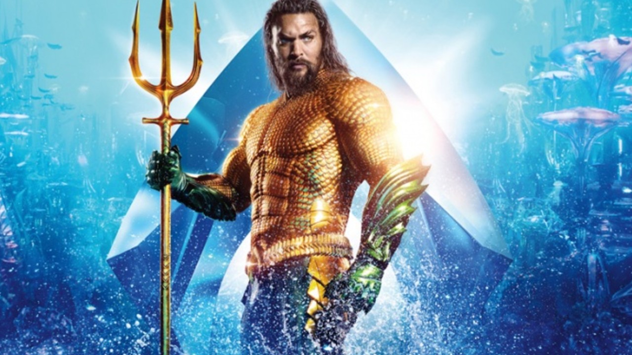 DC Comics_ Chica realiza un impactante cosplay de Aquaman en versión femenina (1)