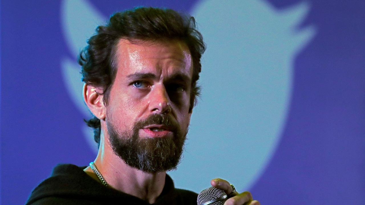 Jack Dorsey considera peligroso el veto a Trump