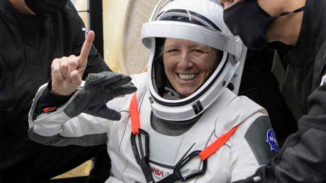 NASA: Tripulación de SpaceX regresa a la Tierra 18 Shannon Walker