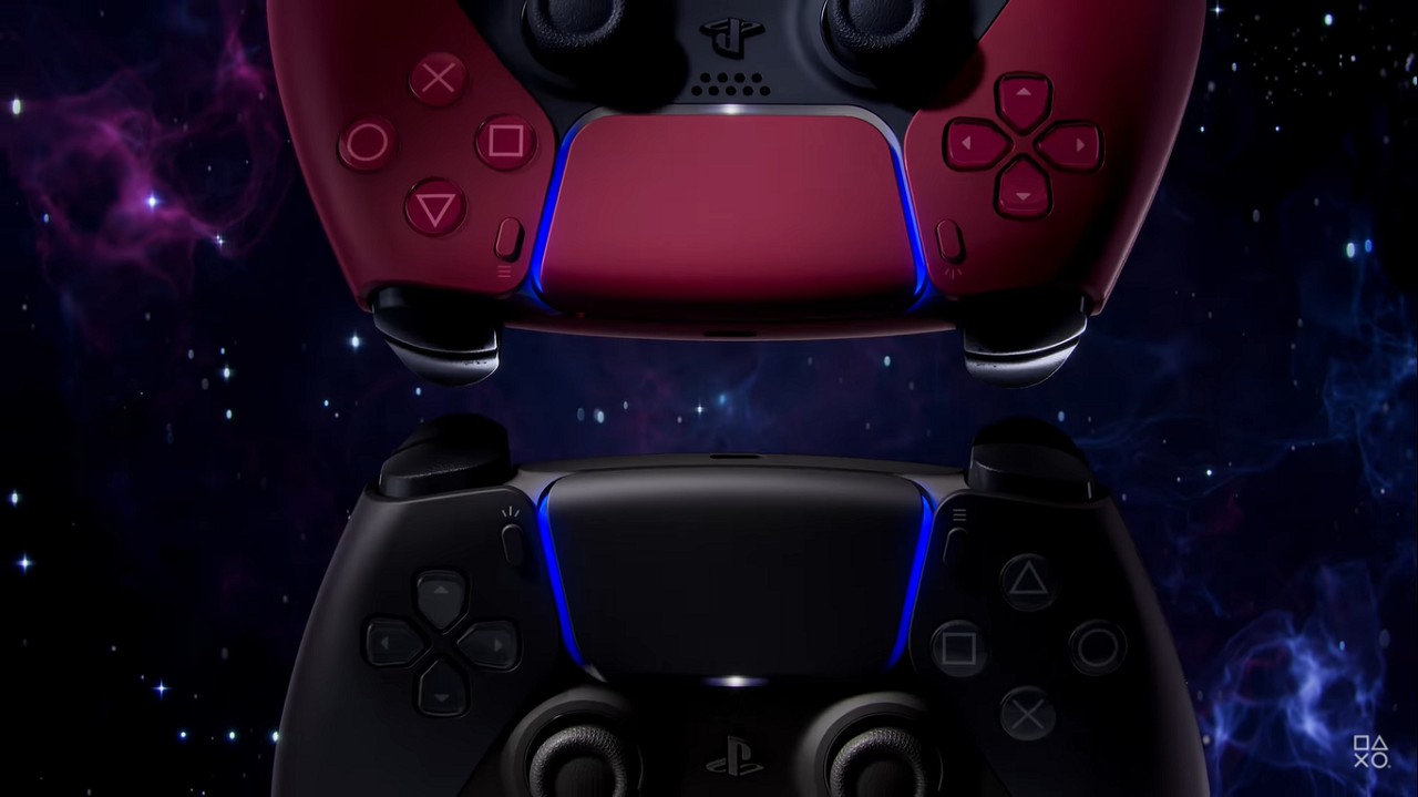 Contempla los nuevos DualSense en rojo y negro para PS5 22 Nuevo DualSense PS5 Nuevos Controles PlayStation 5 Rojo y Negro