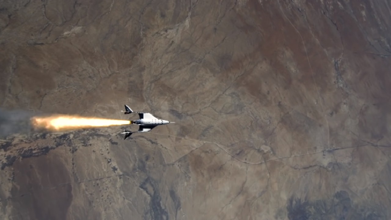 Virgin Galactic consigue ir al espacio