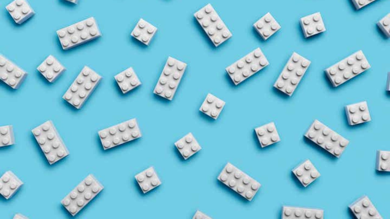 Lego consigue crear bloques hechos de botellas recicladas y planea usarlos en los siguientes años 18 lego ladrillos bloques botellas de plastico