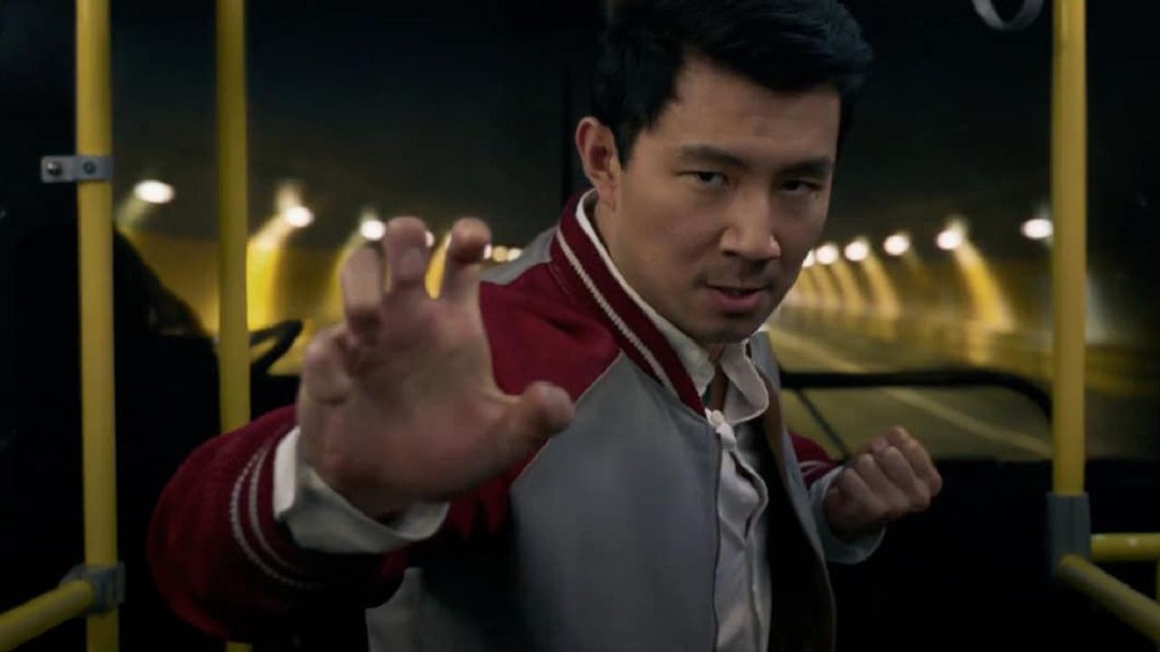 Revelan escena de acción de Shang-Chi que te recordará al mítico Jackie Chan 14 Shang Chi Película Nuevo Clip Estreno