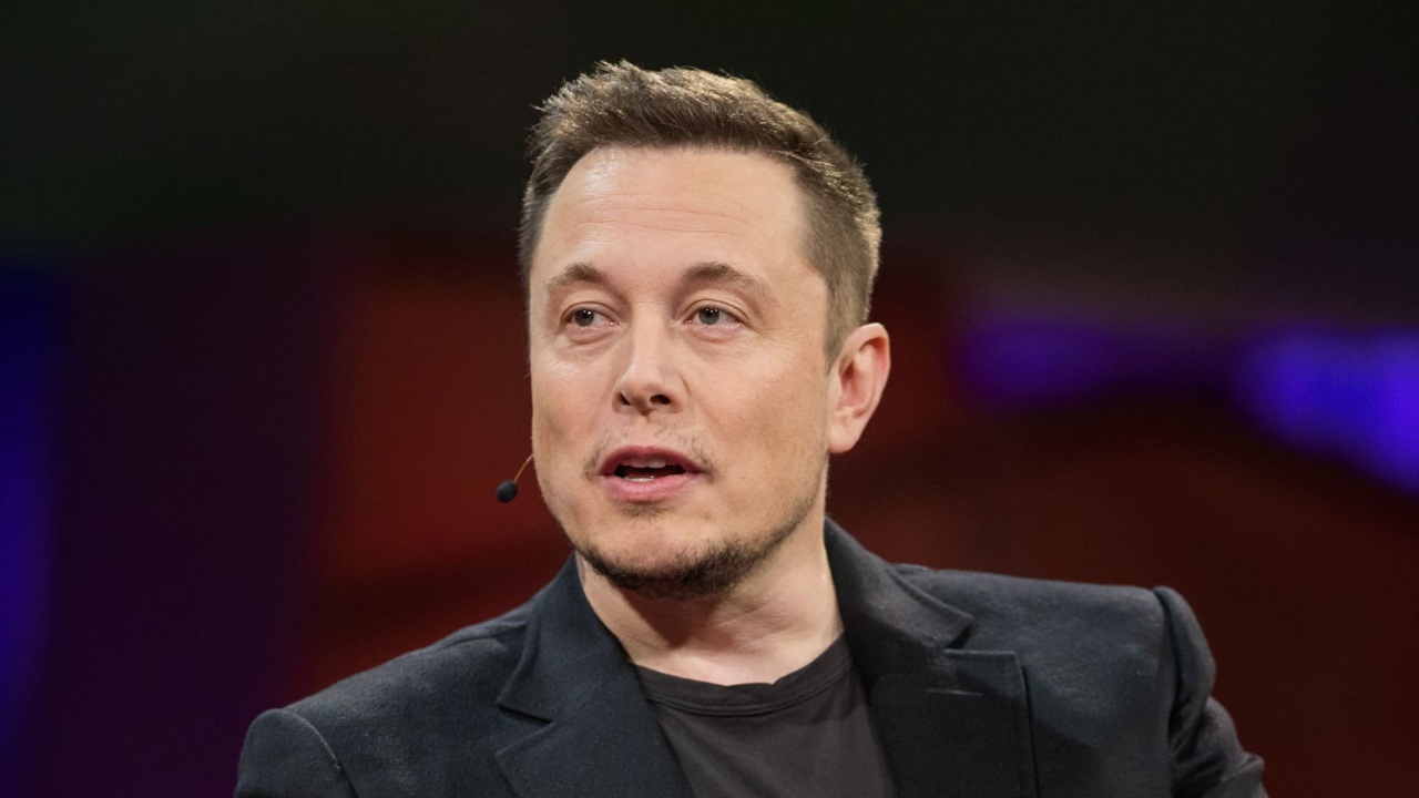 Elon Musk podría comprar Twitter
