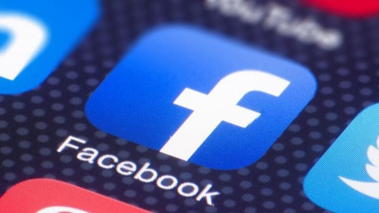 facebook servicio podcast adiós