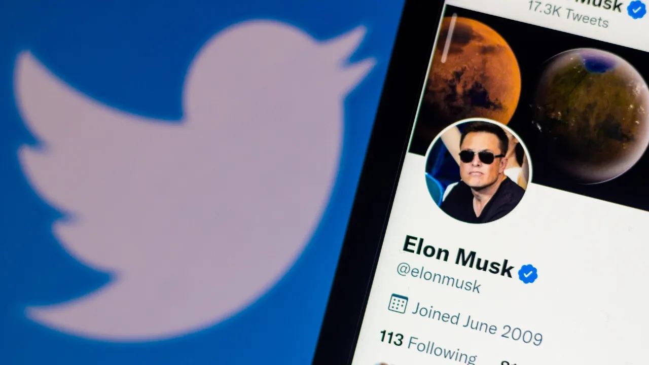 Elon Musk amenaza abandonar compra Twitter