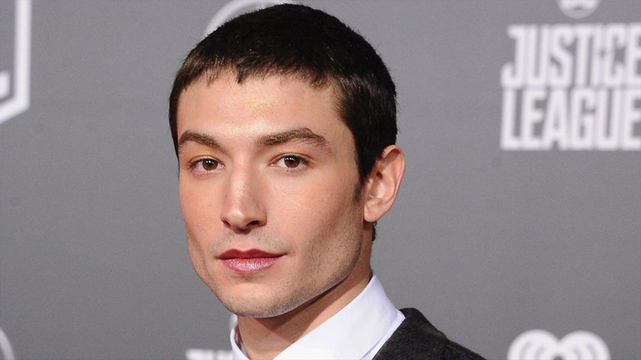 ezra miller actores que han cometido crímenes
