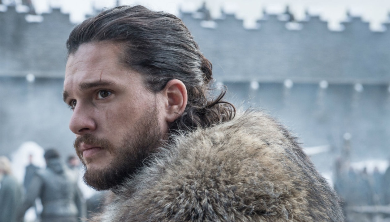 Kit Harington proyecto de Jon Snow parado game of thrones