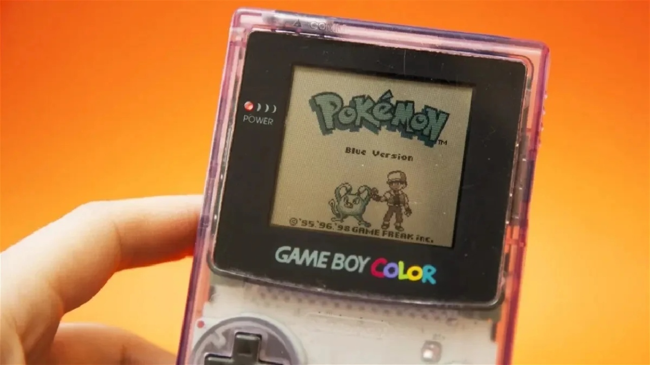 Pokémon es jugado en una vieja calculadora y así es como se logró 21 Game Boy pasa en calculadora juego de Pokémon