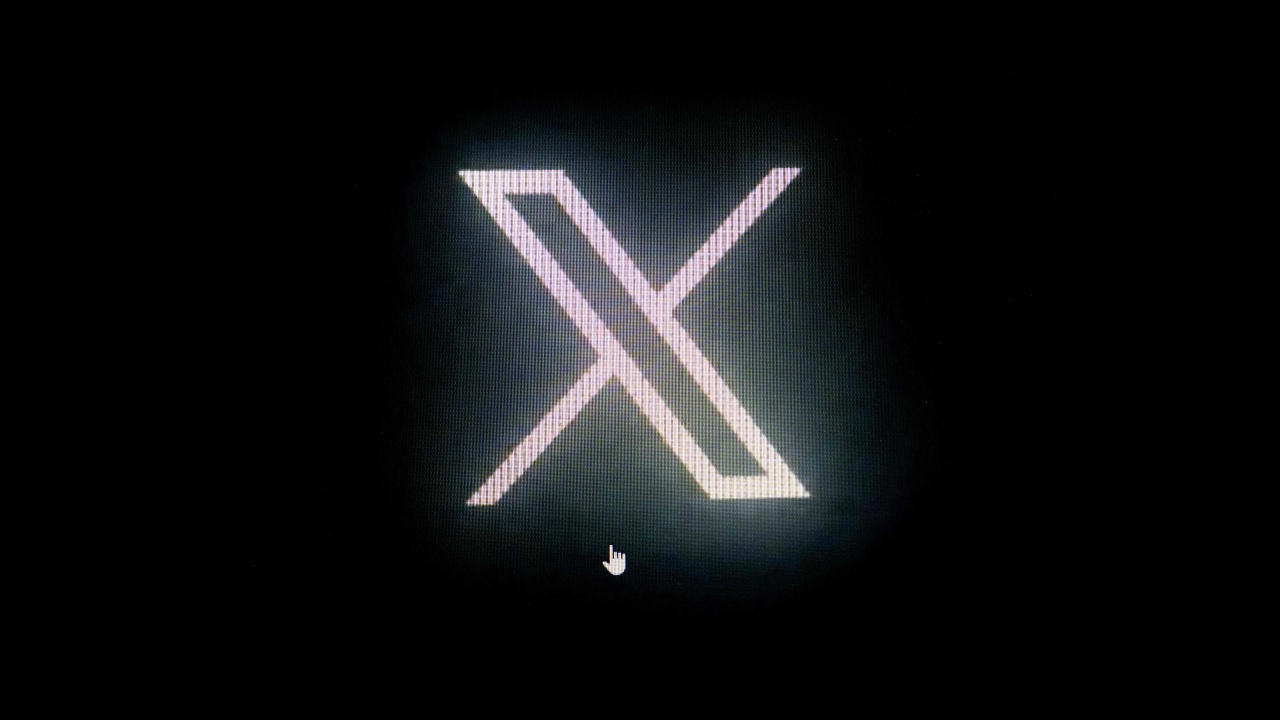 elon musk domuinio X adios Twitter